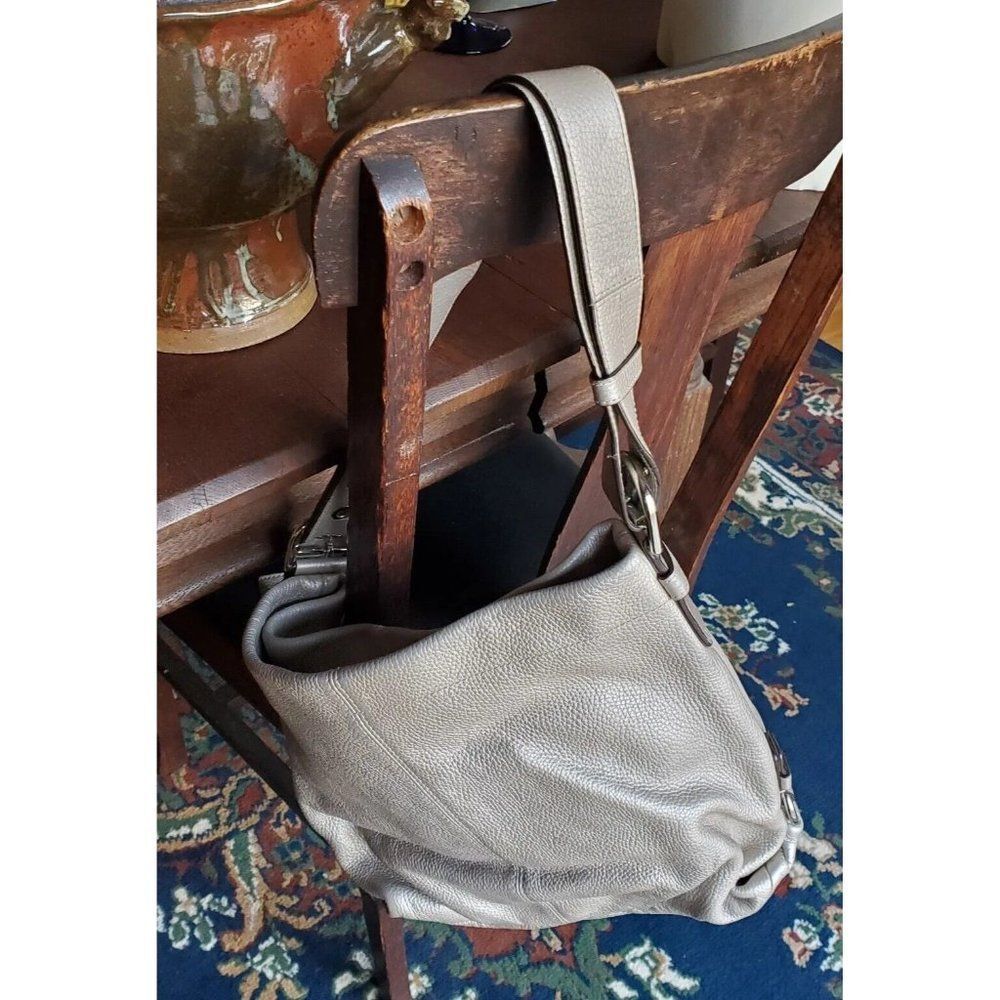 Coach F15064 Metallic Silver Leather Duffle Hobo Satchel Shoulder Purse Hand Bag - Picture 4 of 10